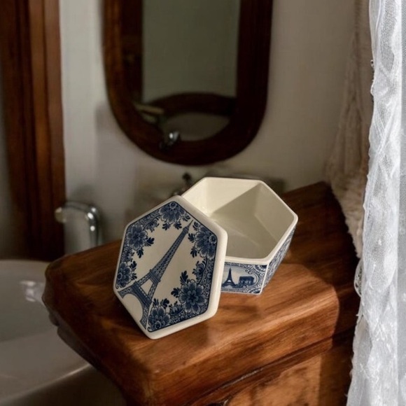 Blue and White Trinket Dish | Eiffle Tower Trinket Box | Blue and White Decor - Picture 5 of 8